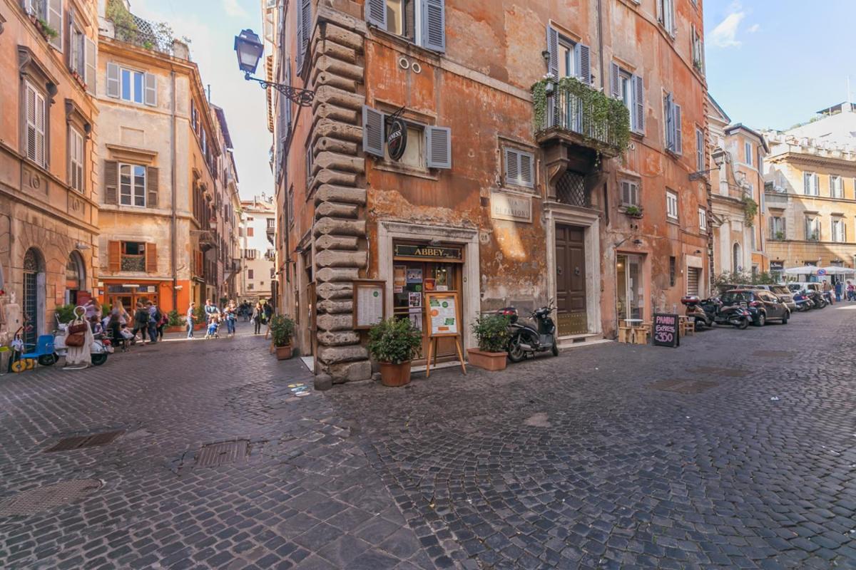 Ferienwohnung Domus Lupae -Live In The Heart Of Rom Exterior foto